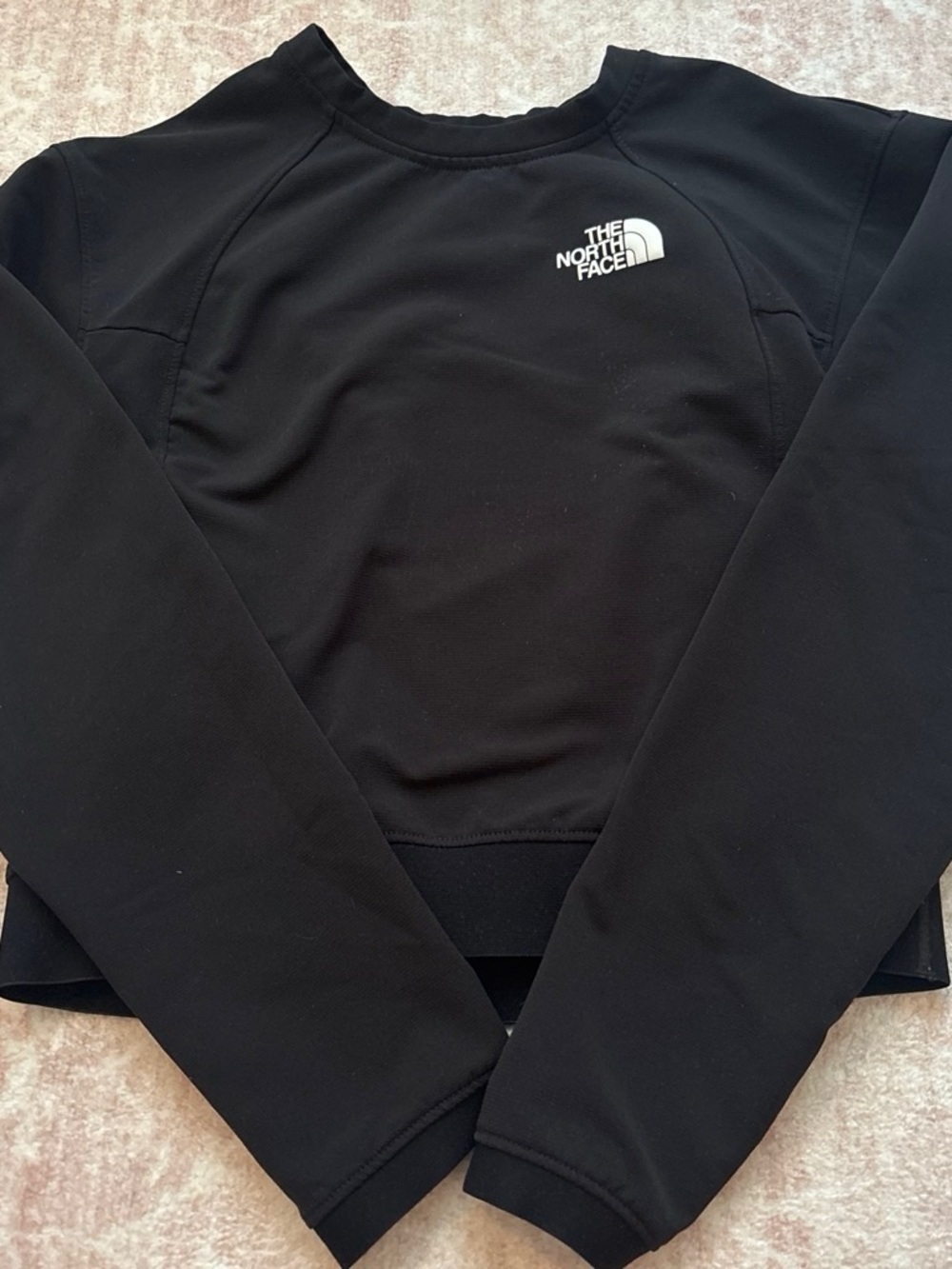 The North Face Women’s XS Black Performance Crew Pullover